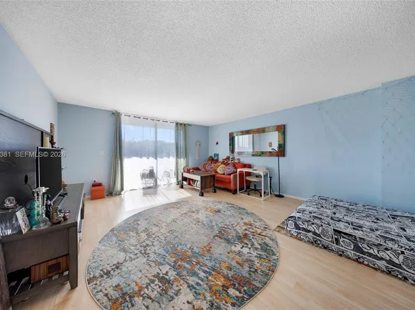 12500 NE 15th Ave APT 312, North Miami, FL 33161