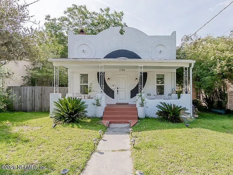 2784 Lydia St — Photo 1