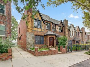 3034 85th St, Flushing, NY 11370