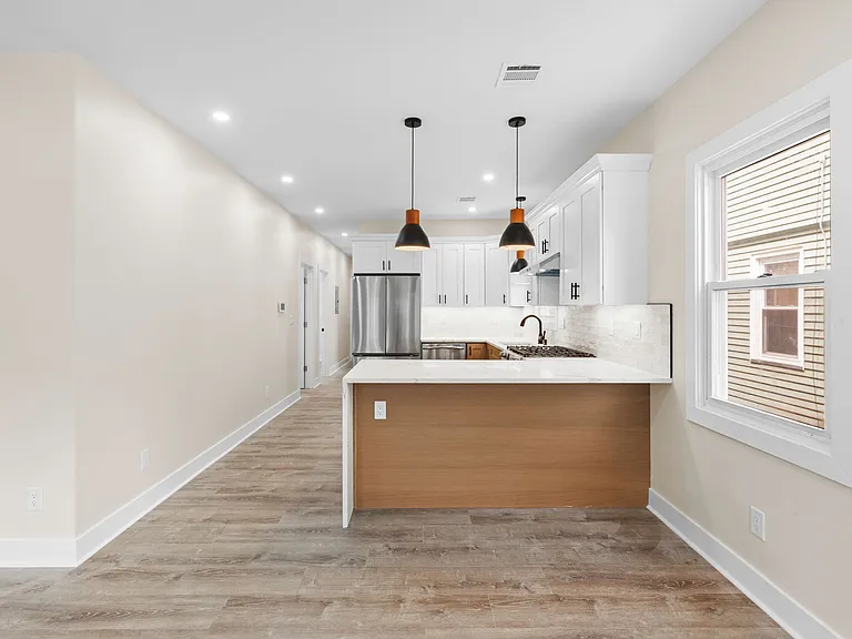827 Murray St #2 — Photo 5