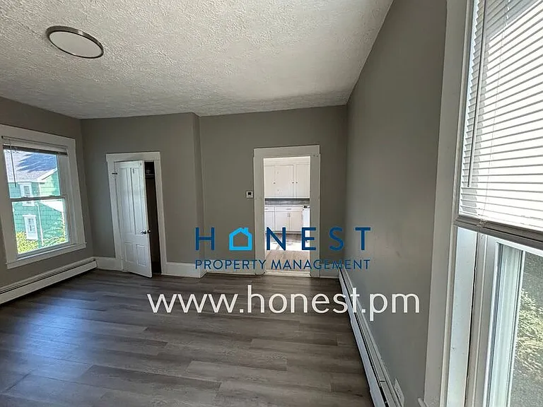 9 Maple St #4 — Photo 10