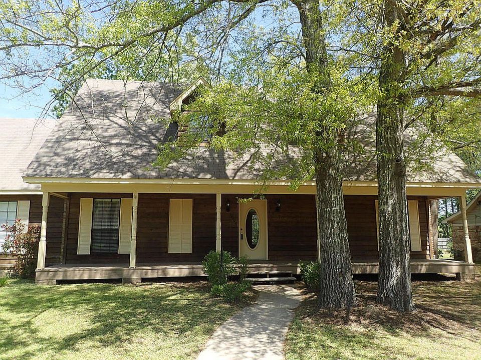 1st image of 206 Sherwood Dr