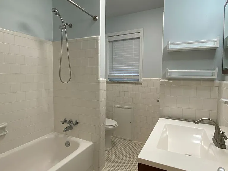 4030 Forest Hill Ave #8 — Photo 11