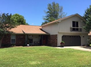 5950 Reynosa Dr, Pensacola, FL 32504