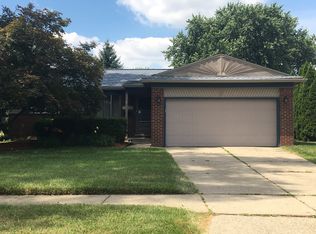 37343 Alper Dr, Sterling Heights, MI 48312