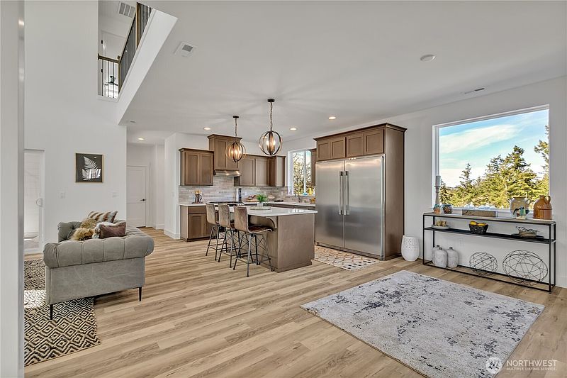 4th image of 16212 76th Avenue Ct E