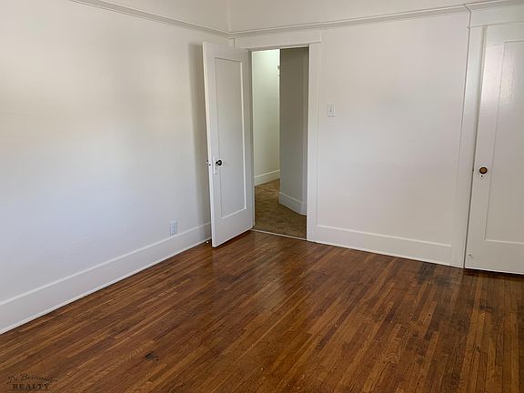 4th image of 398 W 13th St