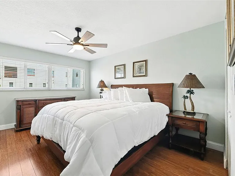 10265 Gulf Blvd #A-301 — Photo 35