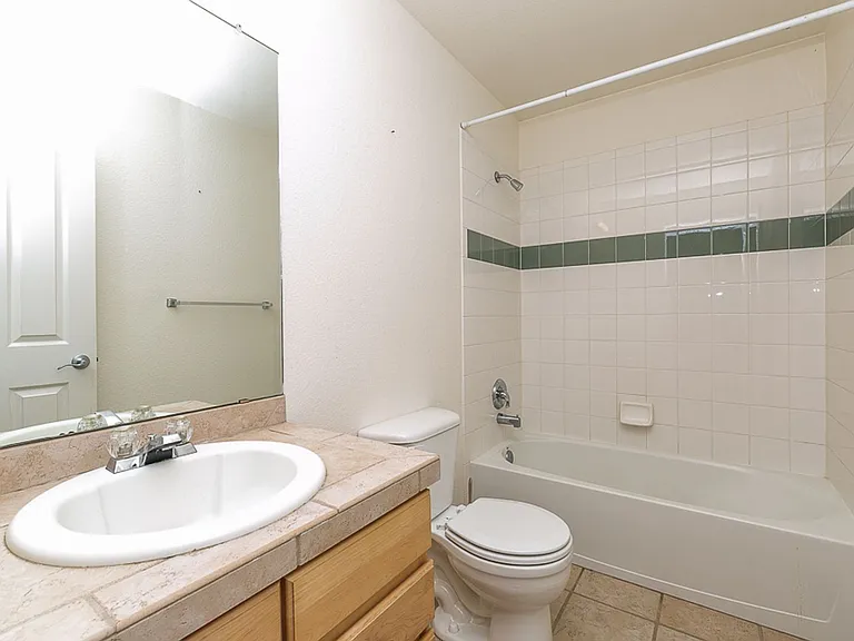 2756 Sage Creek Rd — Photo 11