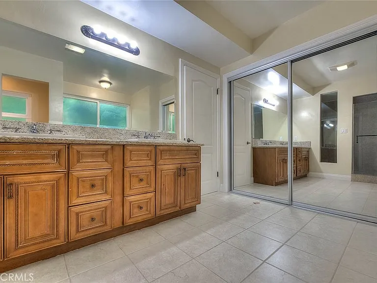 16612 Park Lane Cir — Photo 33