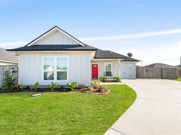 33 Megehee Ct, Westwego, LA 70094