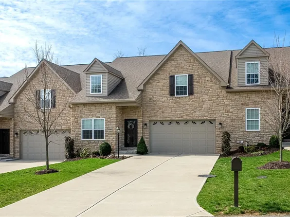 996 Surrey Woods Dr N, Canonsburg, PA 15317