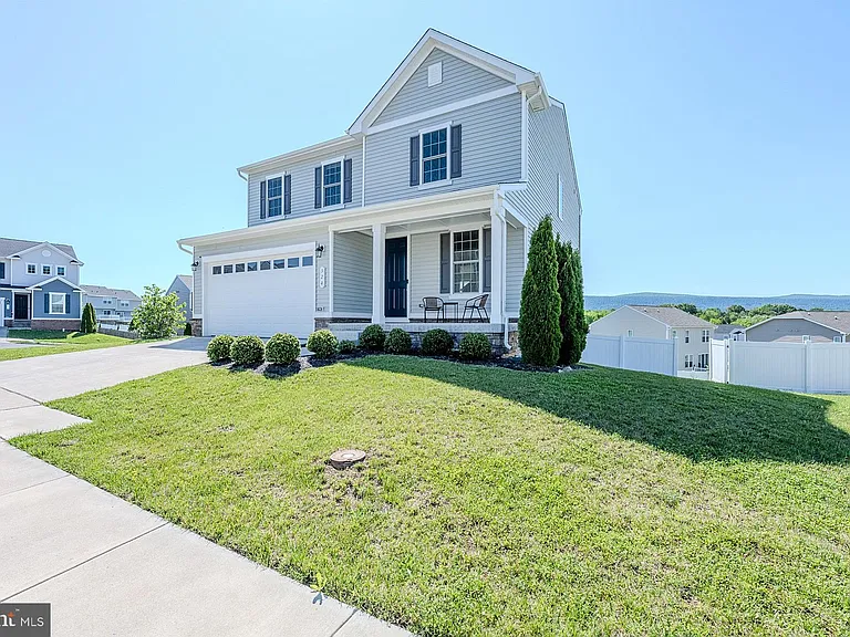 324 Cedar Spring Dr — Photo 3