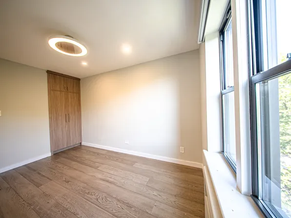 2569 West Second Street image 12 of 43