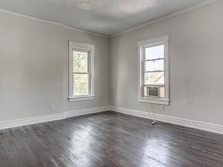 3233 Park Ave — Photo 14