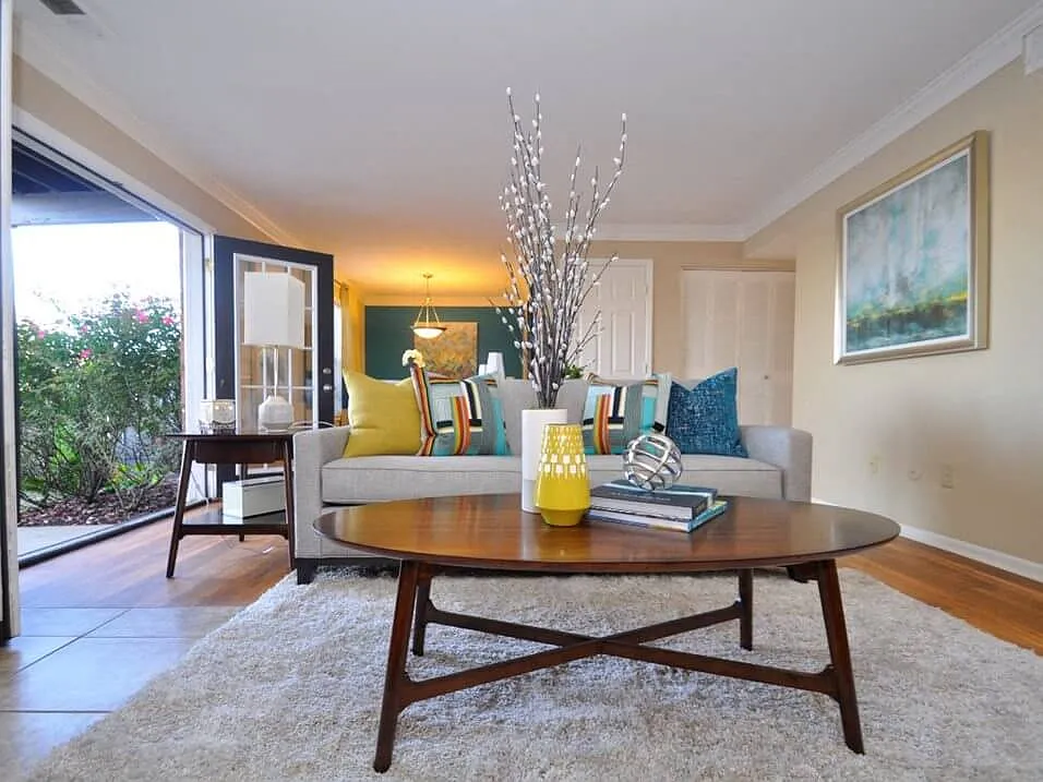 Pavilion Lakes Apartments