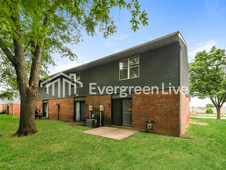 2476 Spring Valley Rd — Photo 15