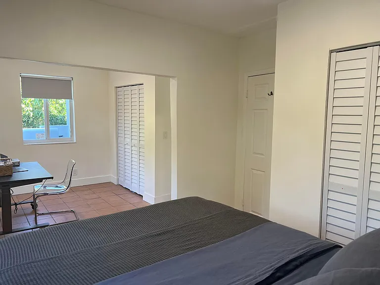 2356 SW 18th St #2 — Photo 12