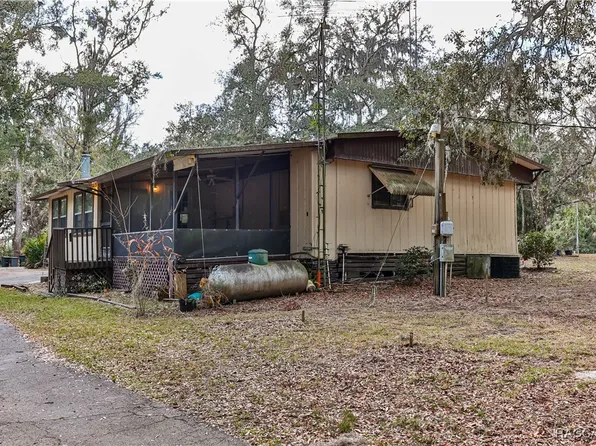 10780 E Flounder Dr, Floral City, FL 34436