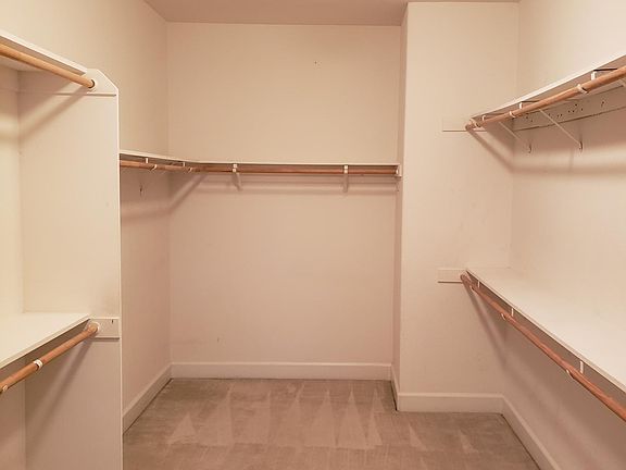 4th image of 1031 Santa Lucia Dr