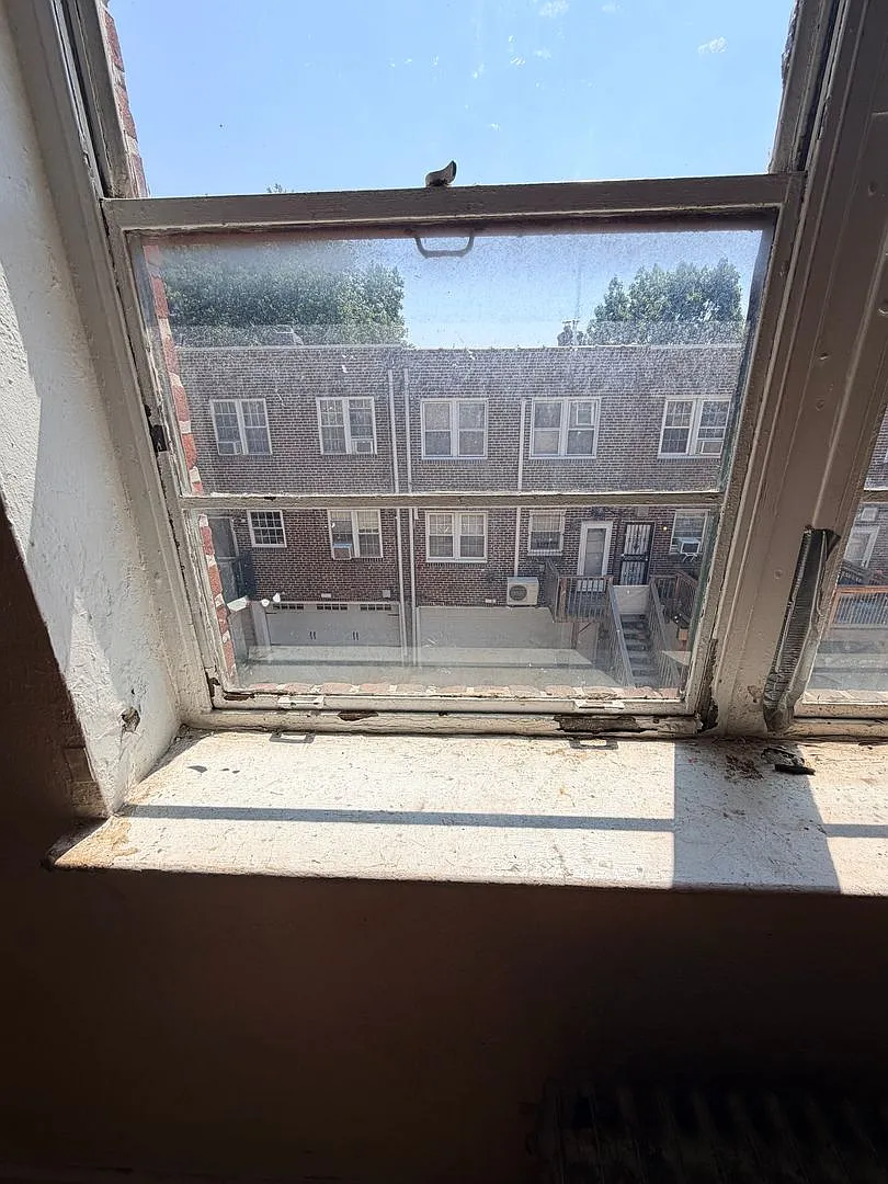 Parkside Apartments — Photo 3