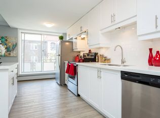 150 Bay St S #504, Hamilton, ON L8P3H6