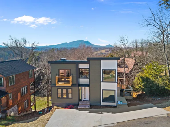 1568 Rainbow Ridge Way, Sevierville, TN 37862