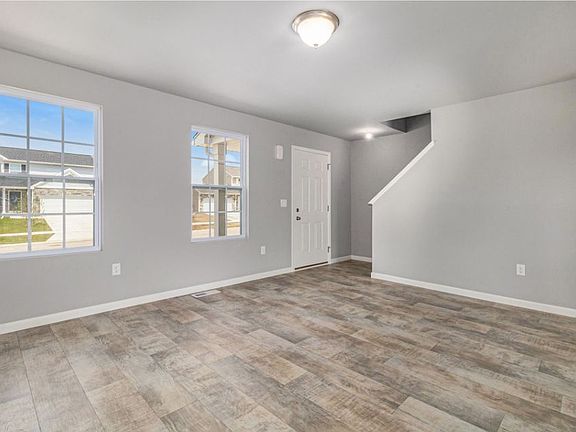 2nd image of 2885 Berkshire St