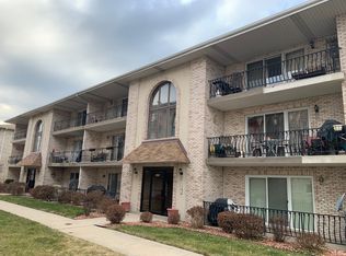 6250 S Gullikson Rd APT 3N, Chicago, IL 60638