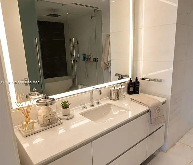 300 Biscayne Boulevard Way #3409W — Photo 17
