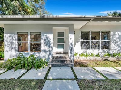 3535 W Glencoe St, Miami, FL, 33133