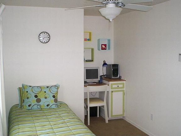 2nd Bedroom