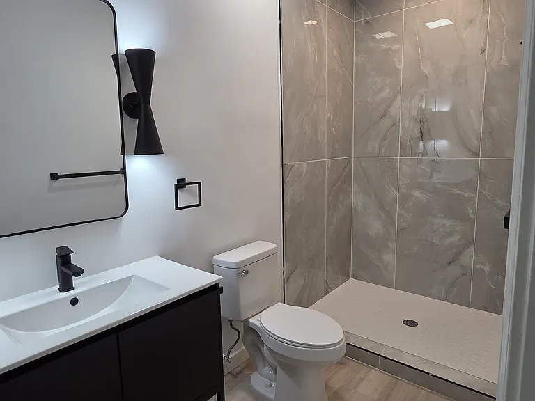 713 Method Rd #101 — Photo 7