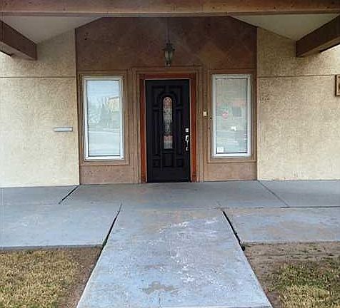 2nd image of 2930 N Stanton St