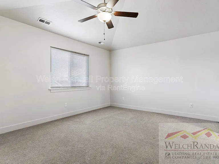 433 N 100 W — Photo 9