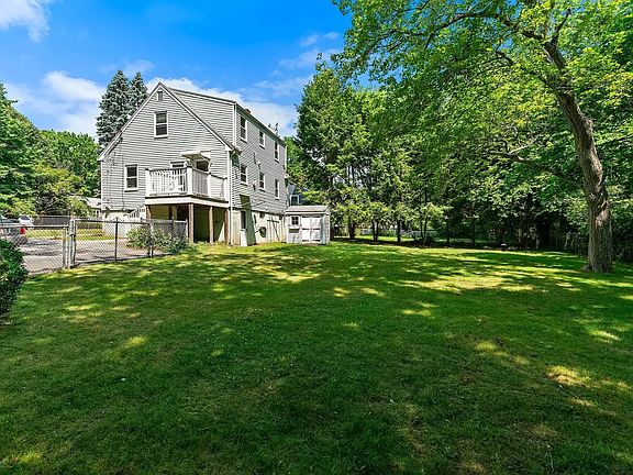 3rd image of 26 Curtis Rd