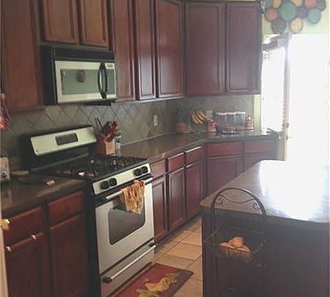 4th image of 2203 Acorn Square Ct