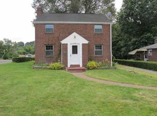 206 Hillwood Rd, Pittsburgh, PA 15209