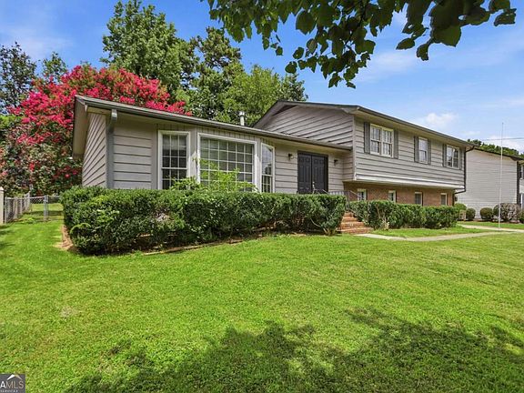 3rd image of 3021 Wendwood Dr