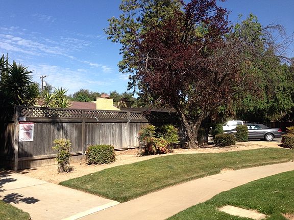 2nd image of 6063 N College Ave APT 103