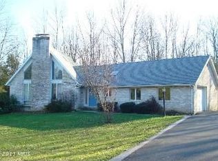 560 Knight Rd, Gettysburg, PA 17325
