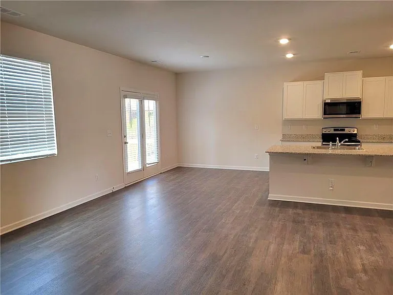 89 Rapps Ave — Photo 8