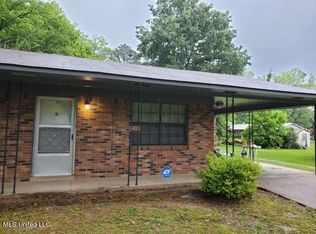 40 S Rhyne St, Lexington, MS 39095