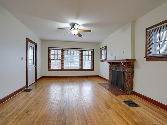 5th image of 548 Laurel St