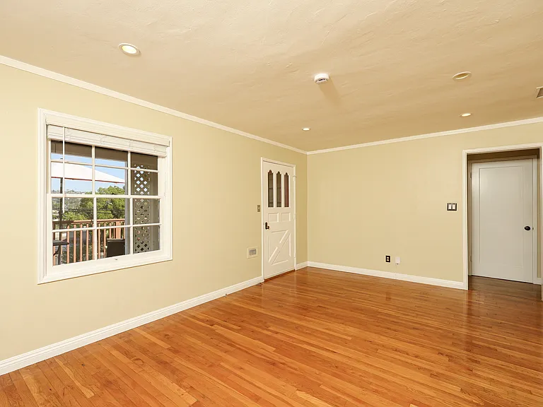 7574 Seneca Pl — Photo 3