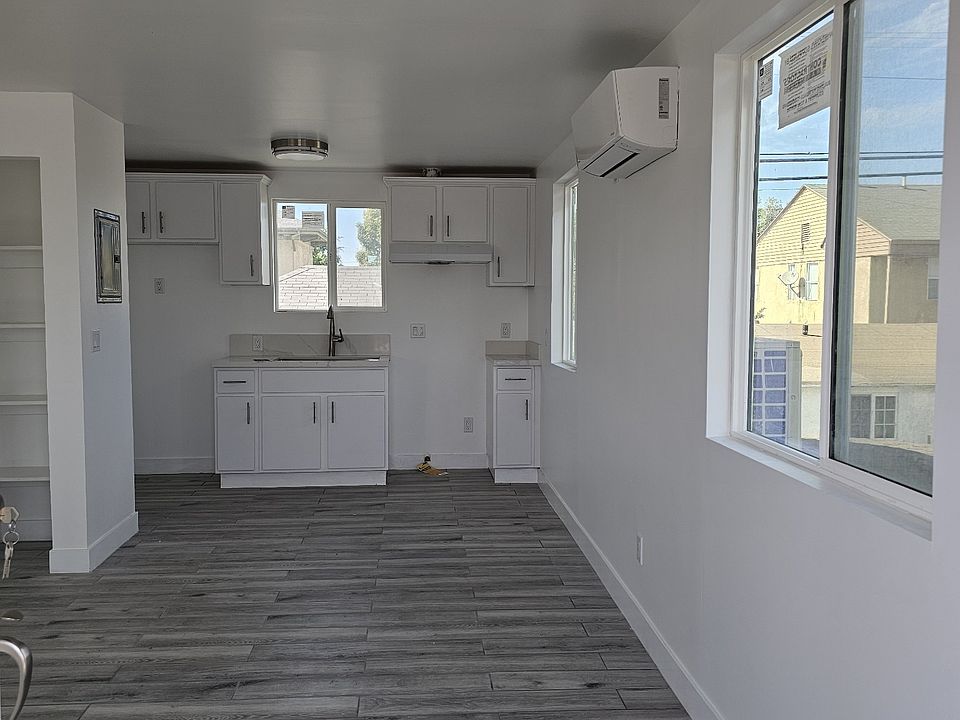 1st image of 6243 3/4 Haas Ave
