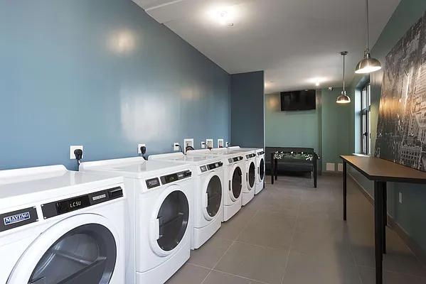 Rented by EXR | media 44