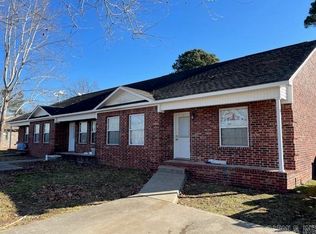 1302 W Nipper St, Beebe, AR 72012