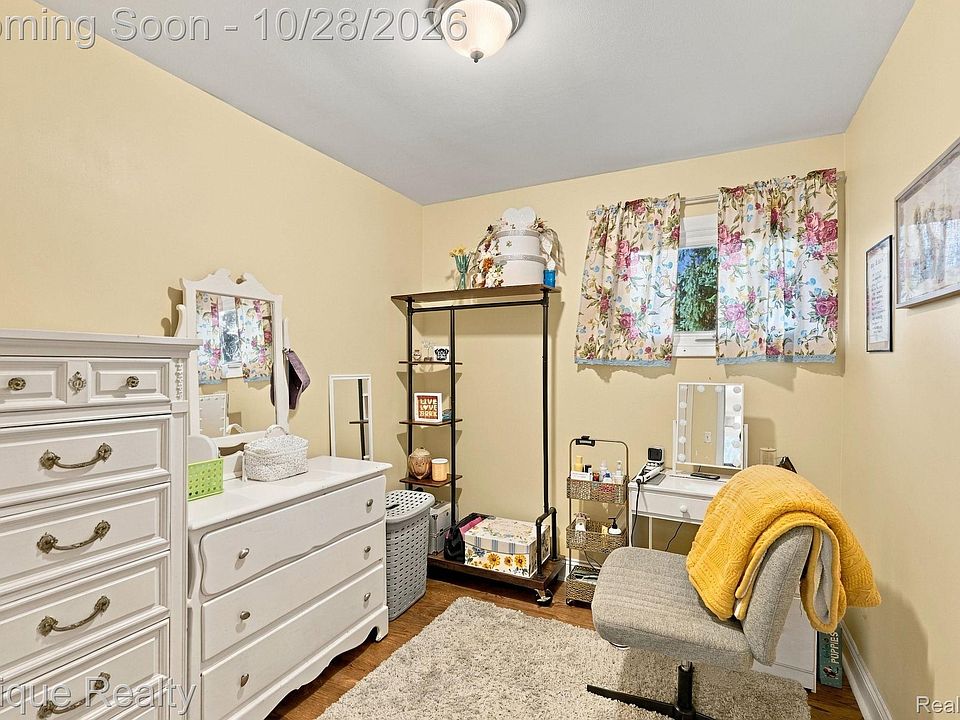12407 Hillcrest Dr, photo 25