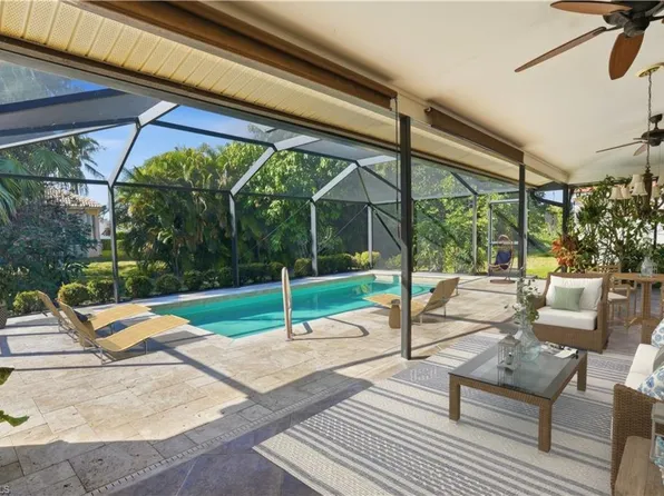 1115 Moon Lake DR, NAPLES, FL 34104